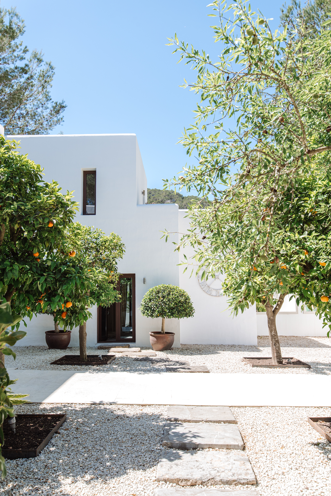 resa estates rental villa childfriendly north ibiza 2022 luxury can rio Courtyard 2.jpg